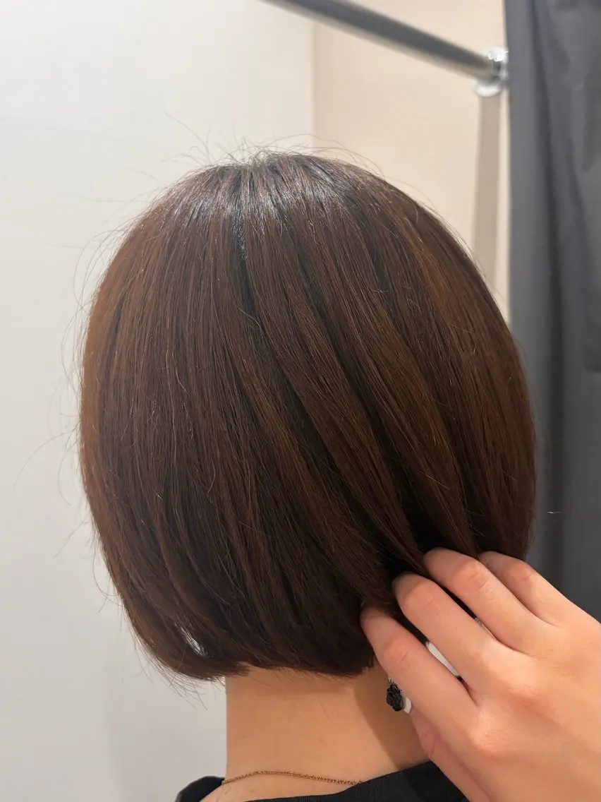 ショート ボブ レイヤーカット 山添 帆乃佳のヘアスタイル