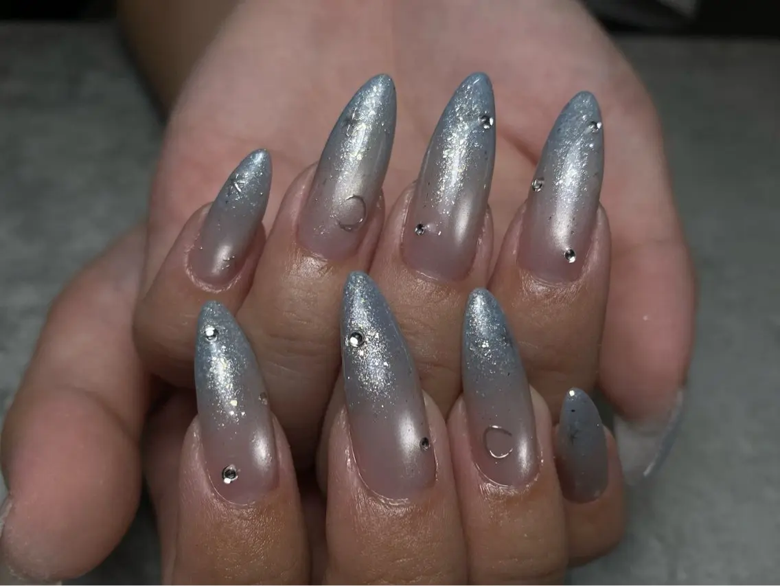 ネイル ロングネイル ハンドネイル liberta nail nanaのネイルデザイン