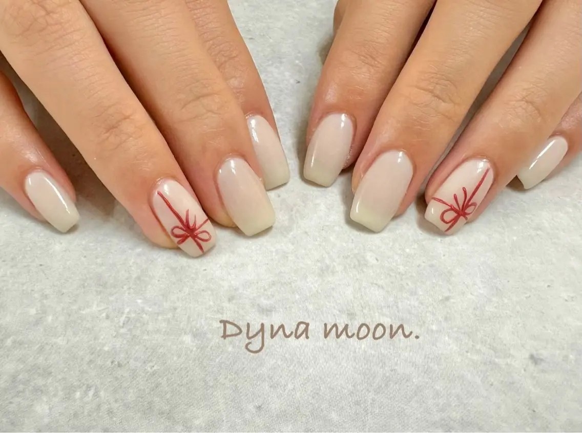 ネイル リボン ハンドネイル Dyna moon. yukihaのネイルデザイン