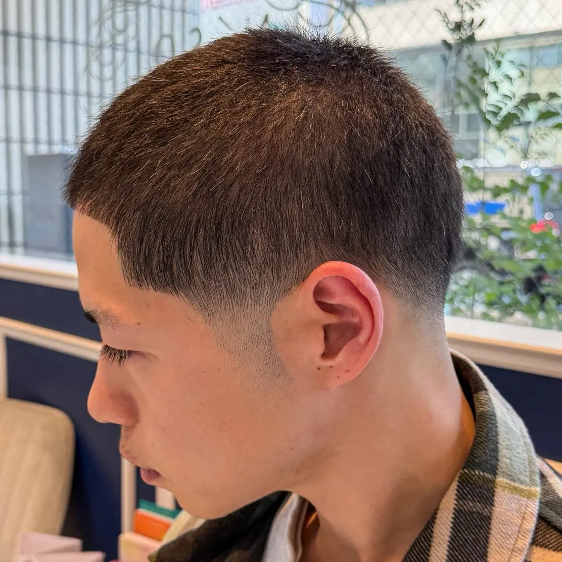 ショート メンズ バズカット カット 吉田 新平のヘアスタイル