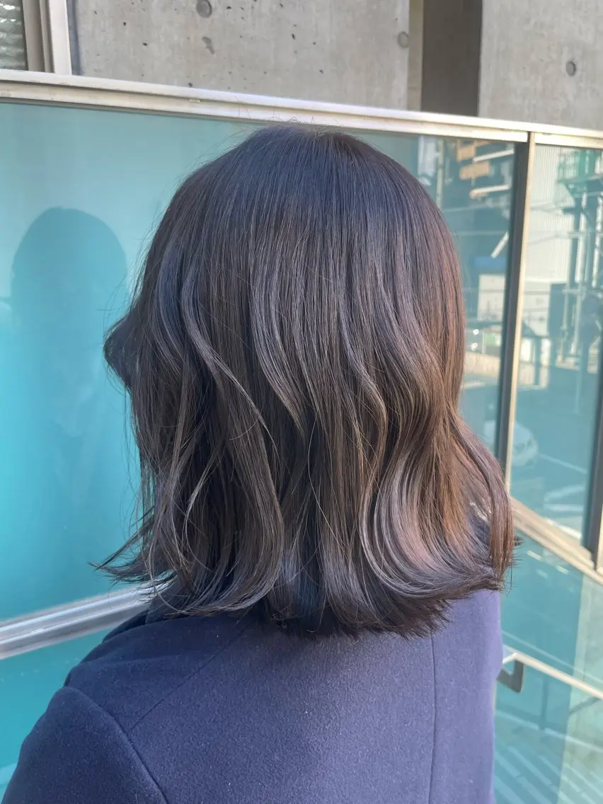 ミディアム ルナ🫐縮毛矯正 🫐髪質改善のヘアスタイル