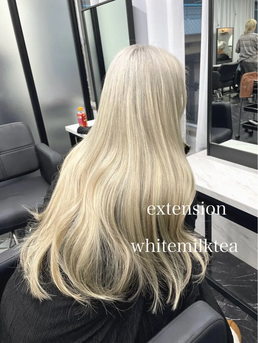ロング カラー エクステ エクステ🩵ブリーチ 韓国ヘア🩵KAEのヘアスタイル