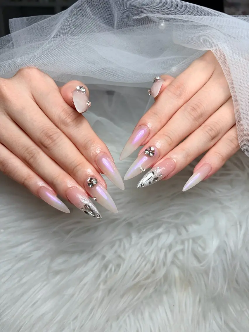 ネイル アートネイル 長さ出し ジェルネイル 韓国ネイル マグネットネイル ハンドネイル Cloudy Chan Nailのネイルデザイン