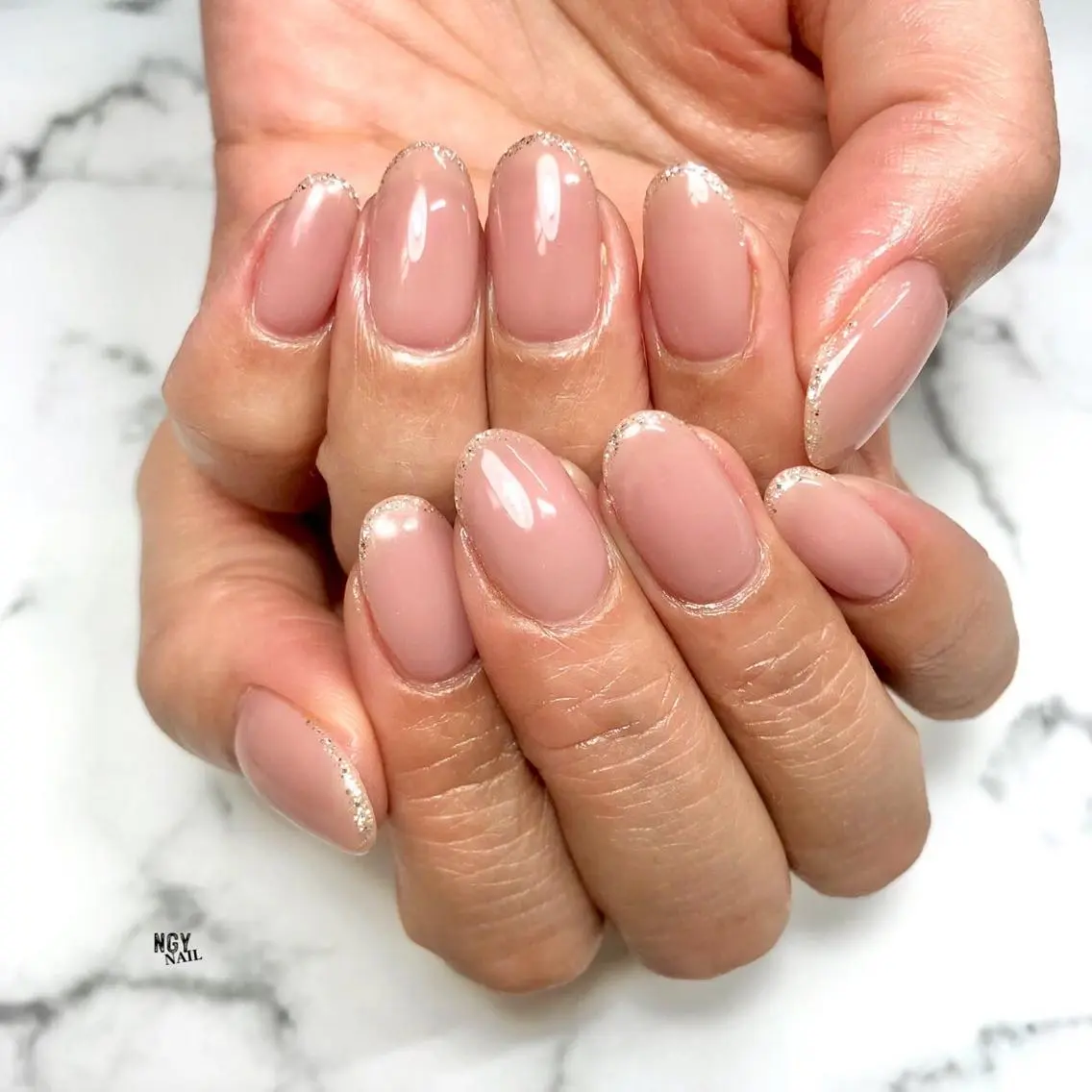 ネイル ジェルネイル ラメ(グリッター) パラジェル シンプルネイル ハンドネイル NAIL NOWのネイルデザイン