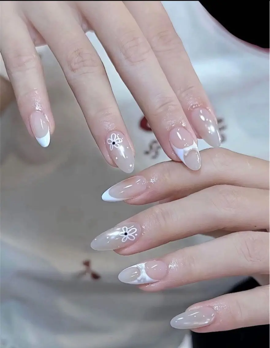 ネイル チークネイル フットネイル フレンチネイル グラデーション 韓国ネイル YUKI NAILのネイルデザイン