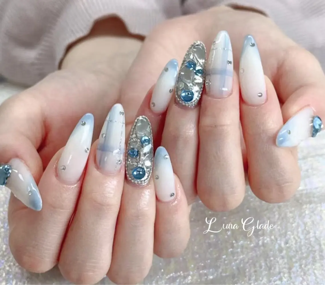 ネイル ハンドネイル Luna Gladeのネイルデザイン