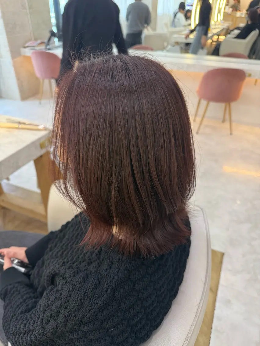 ミディアム カット ヘアカラー 小林 美月  透明感カラーのヘアスタイル