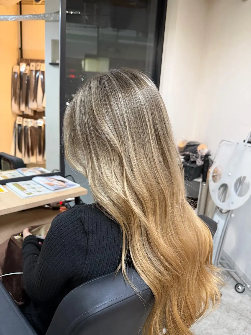 ロング レイヤーカット LAFF Asuka カットモデル募集中のヘアスタイル