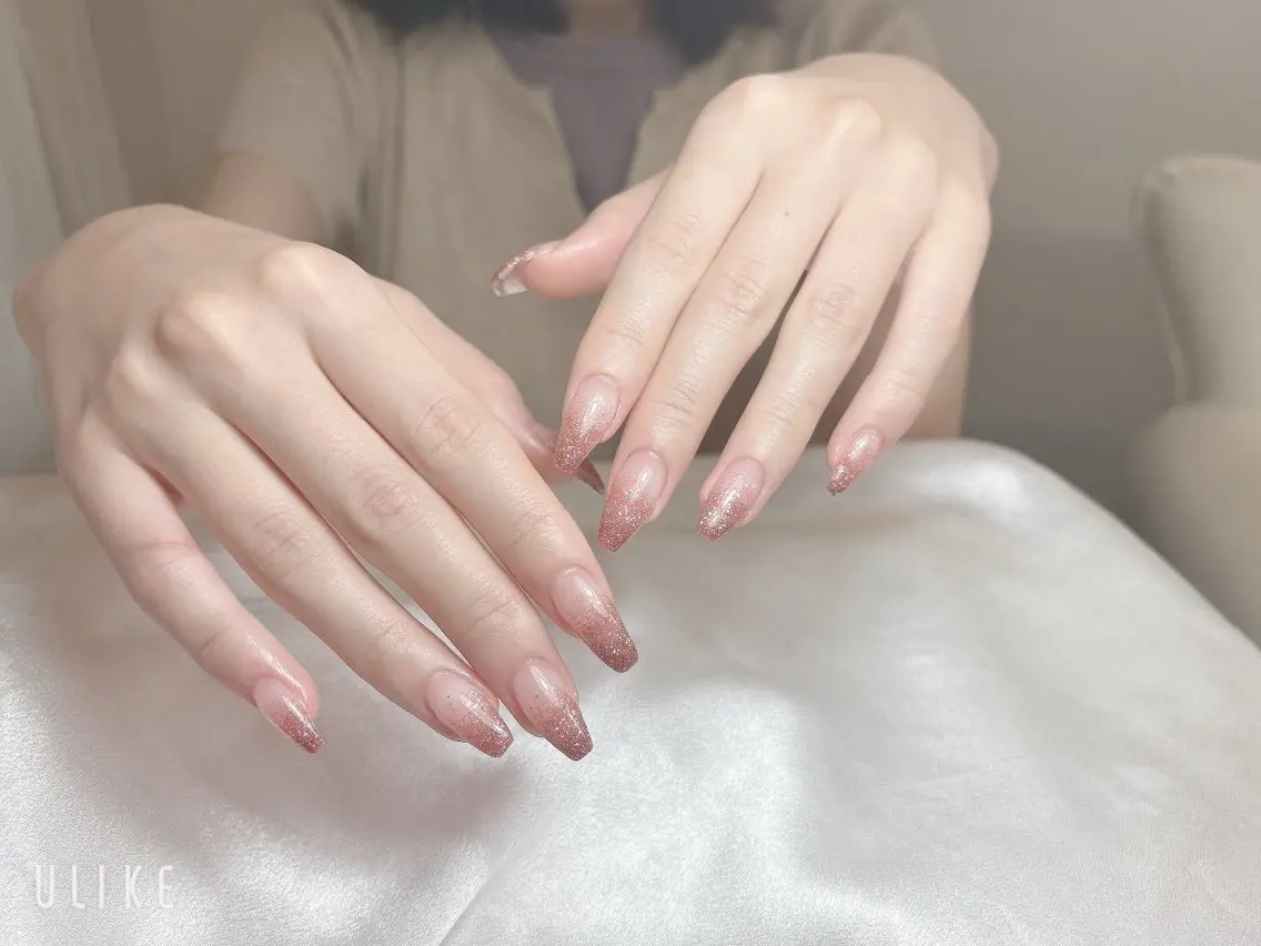 ネイル 桜ネイル 長さ出し フレンチネイル 韓国ネイル マグネットネイル ハンドネイル Kiwami nailsalonのネイルデザイン