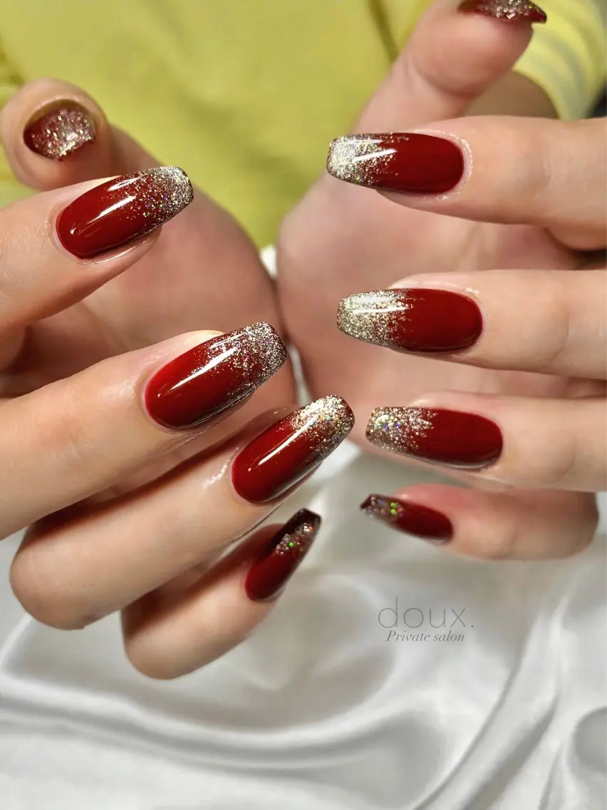 ネイル フレンチネイル グラデーション キラキラネイル 韓国ネイル マグネットネイル doux. nailのネイルデザイン