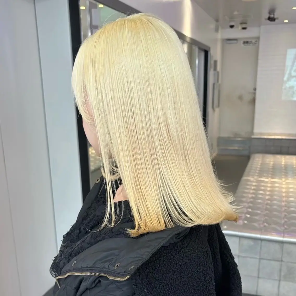 セミロング カラー ヘアアレンジ ヘアカラー トリートメント 💟ケア×ハイトーン 💟/ミオのヘアスタイル