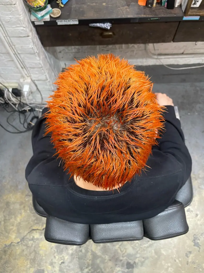 カラー メンズ オレンジ 渋谷メンズ 松永蓮のヘアスタイル