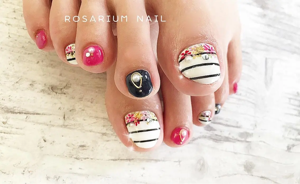 ネイル ROSA RIUMのネイルデザイン