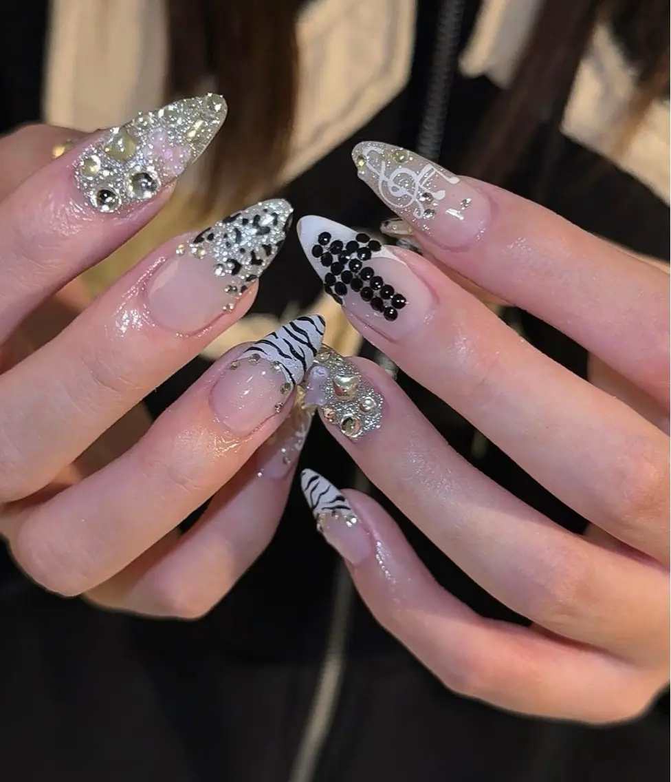 ネイル NiJi Nailsのネイルデザイン