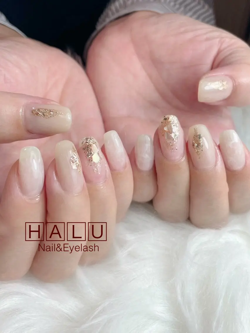 ネイル ゴールド HALU ハルのネイルデザイン