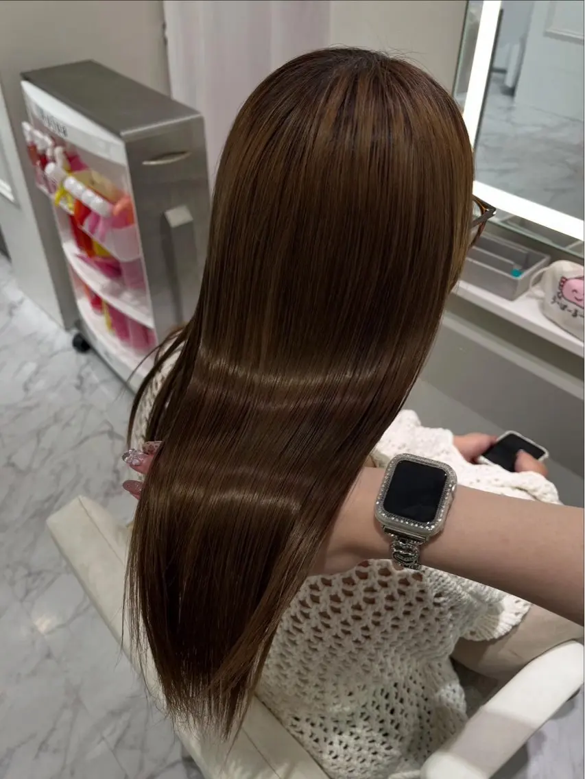 【サラツヤ✨️髪質改善トリートメント✨️】くせや広がりを抑えてまとまりの良い髪に🫧の写真