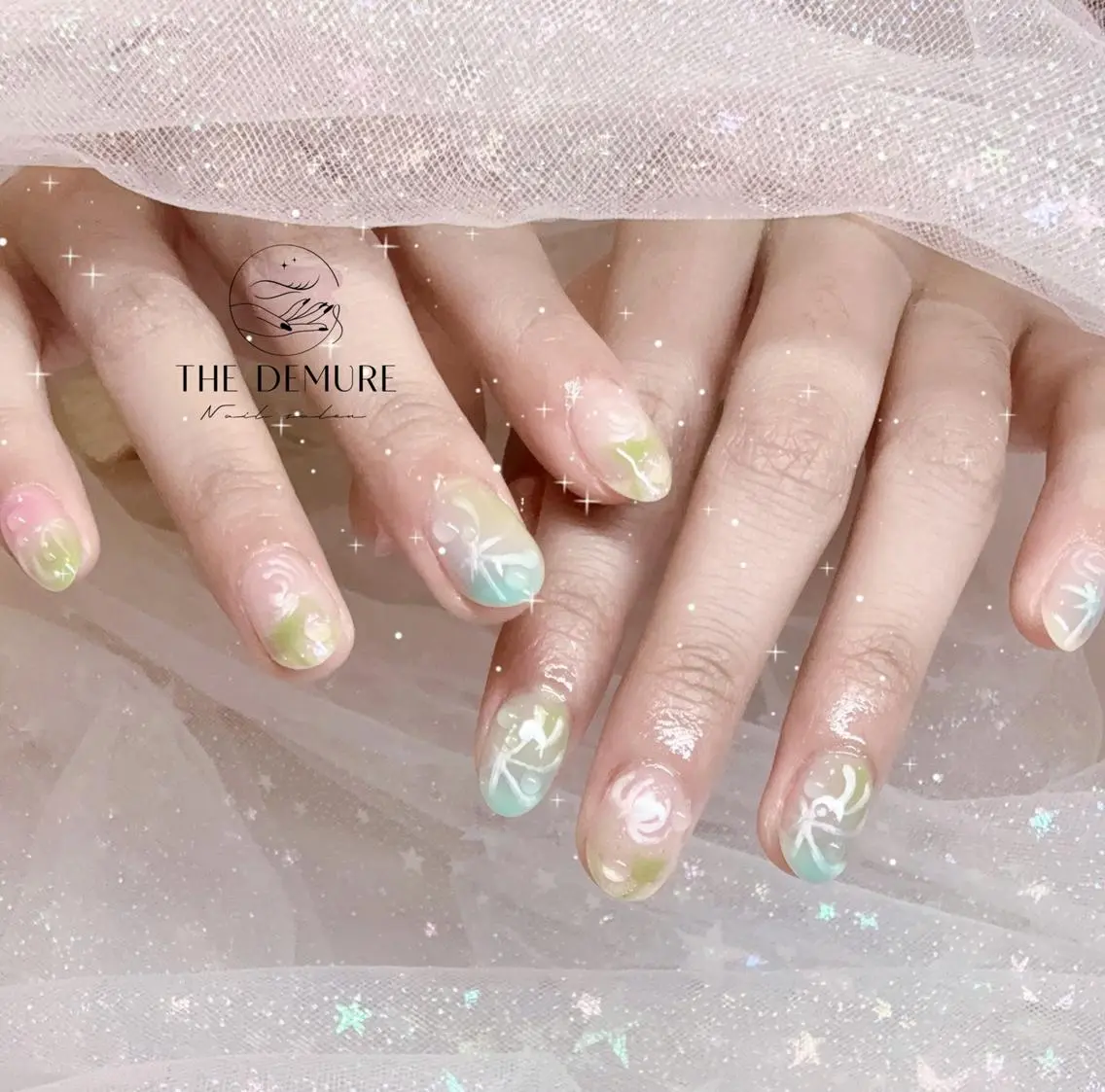 ネイル アートネイル フットネイル 韓国ネイル マグネットネイル オフィスネイル ハンドネイル ハンドケア NailDemure 【銀座店】のネイルデザイン