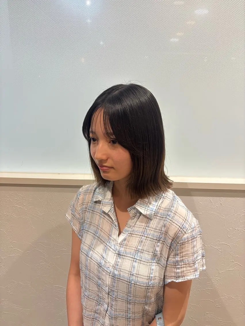 ミディアム 島崎 夏希のヘアスタイル