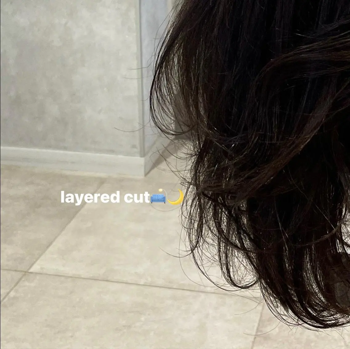 ミディアム レイヤーカット yumemiレイヤー ✴︎ 透明感カラーのヘアスタイル