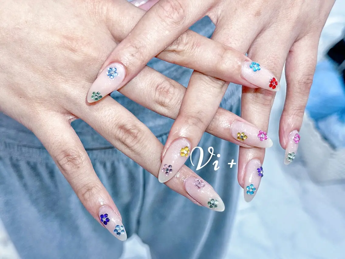 ネイル ハンドネイル ✨Nailsalon Vi+✨のネイルデザイン
