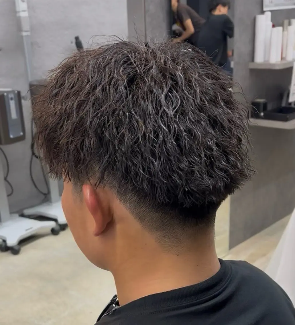 パーマ メンズ カット パーマ 岡本 悠聖のヘアスタイル
