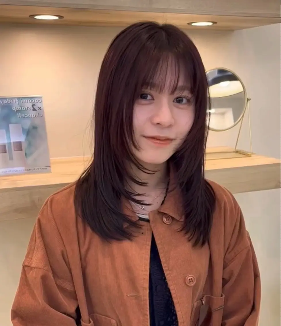 ミディアム カラー ヘアカラー トリートメント 暖色カラー🍒スパ/ canna‎🤎のヘアスタイル