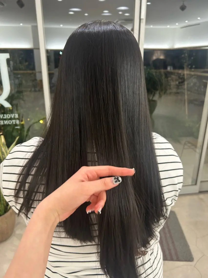 ロング 縮毛矯正 つくばUtooe's 石田桃花のヘアスタイル