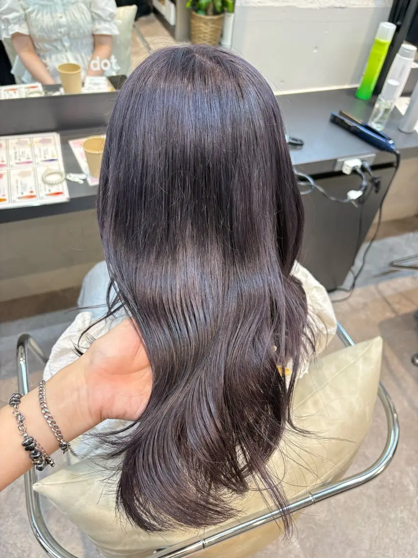 ロング カラー ブラウンカラー ラベンダーカラー ヘアカラー 🌼縮毛矯正 無料🈚️/えり🩵のヘアスタイル