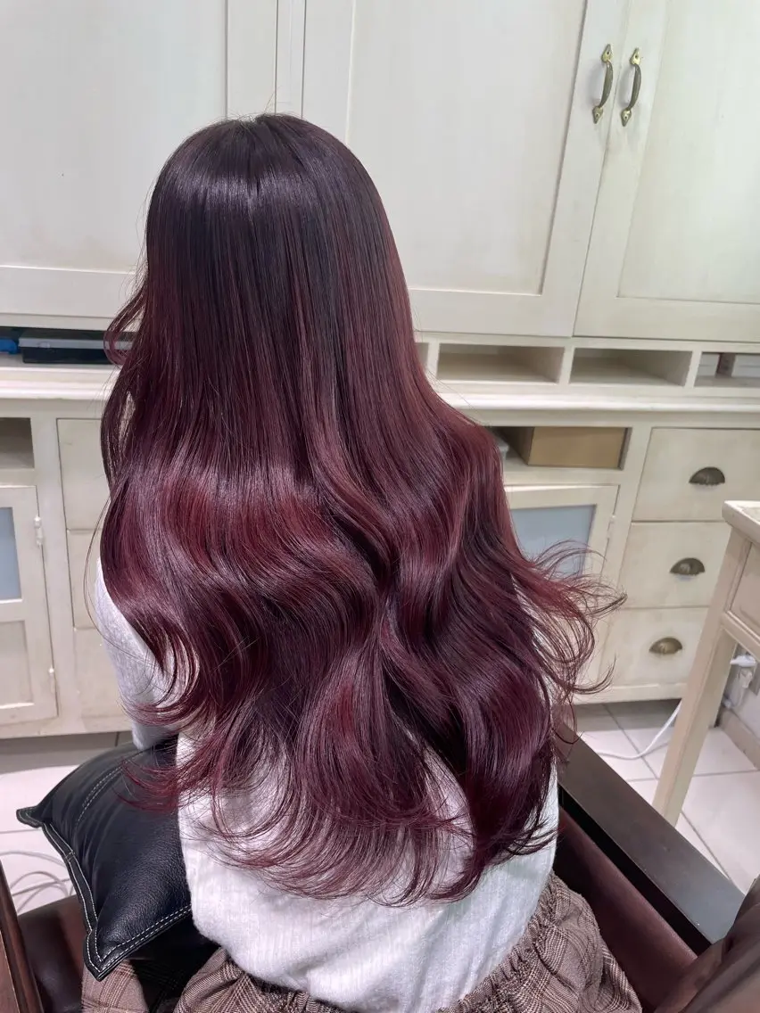セミロング カット ヘアカラー トリートメント 古川 暖人のヘアスタイル