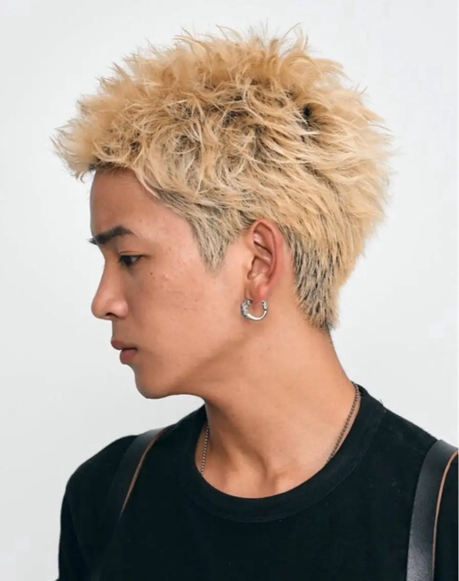 ショート カラー メンズ カット ヘアカラー 室谷 柚羽のヘアスタイル