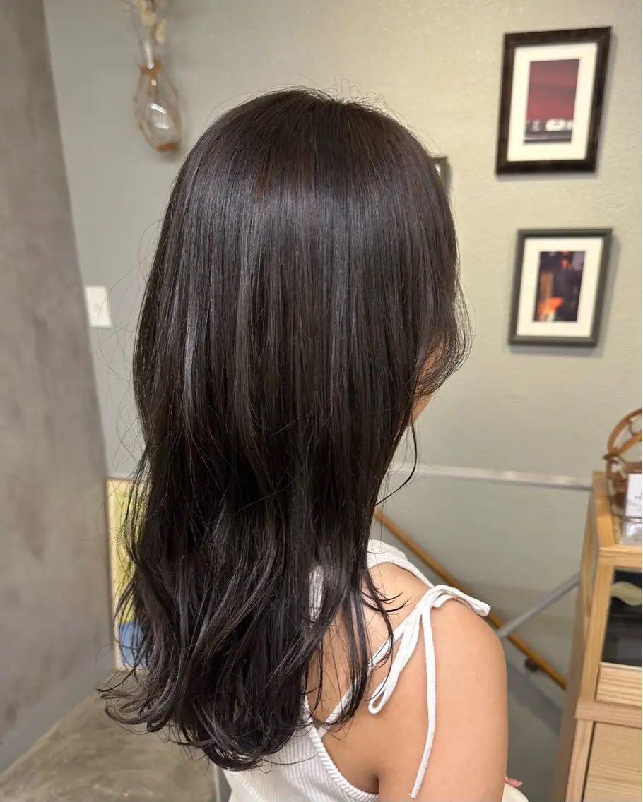 ロング カラー 艶髪/透明感カラー ヤマダモモカのヘアスタイル