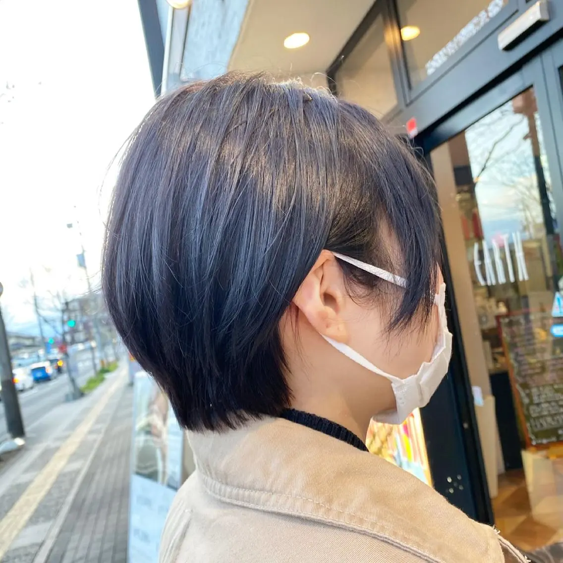 ショート カラー ショートボブ ネイビーカラー ボブ ショートヘア 【育休中】EARTH 荒井店HARUNAのヘアスタイル
