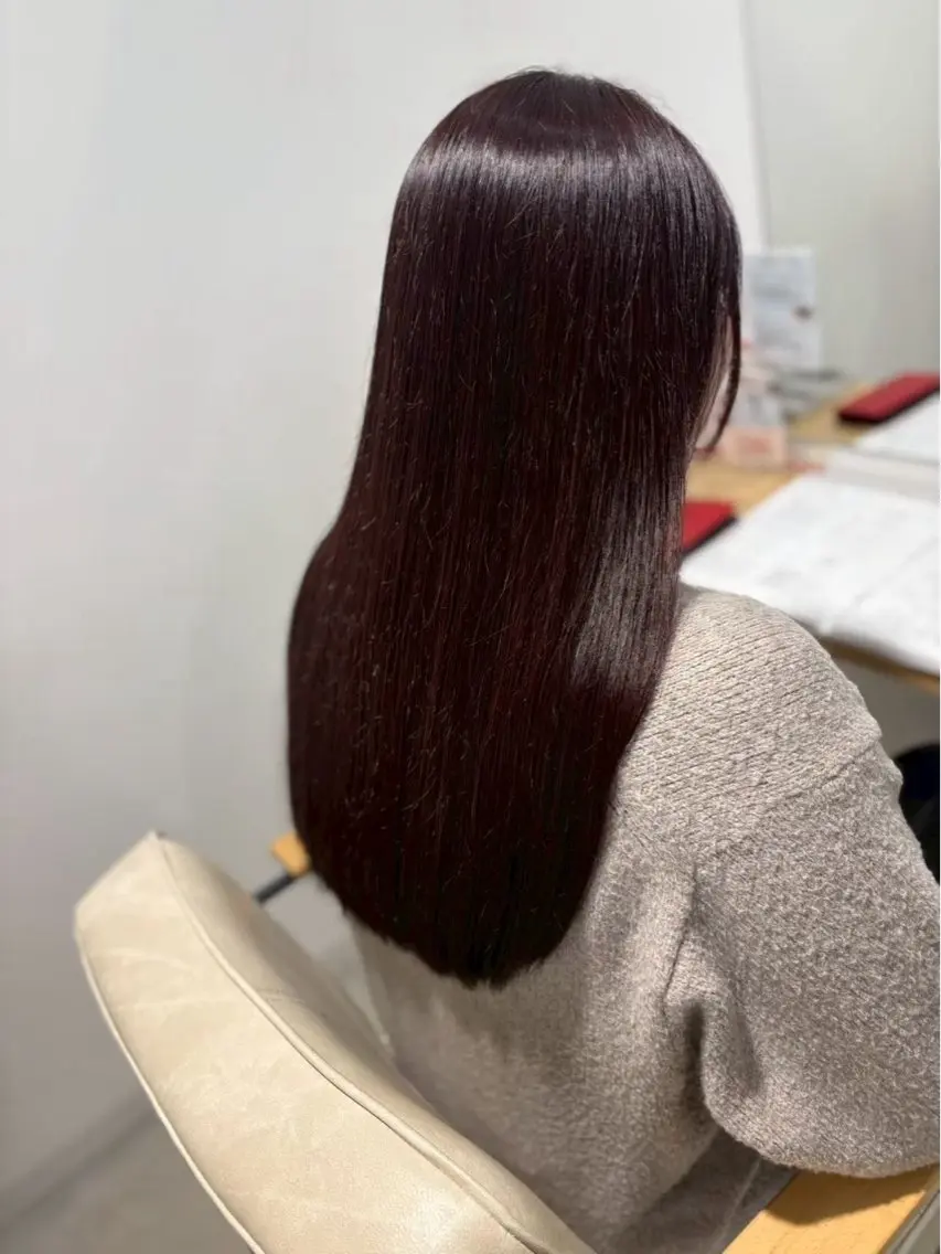 ロング カラー 安永識央里/大曽根/ カラーモデルのヘアスタイル