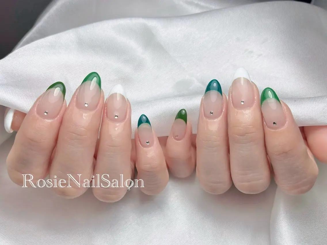 ネイル Rosie Nail サロン南越谷のネイルデザイン