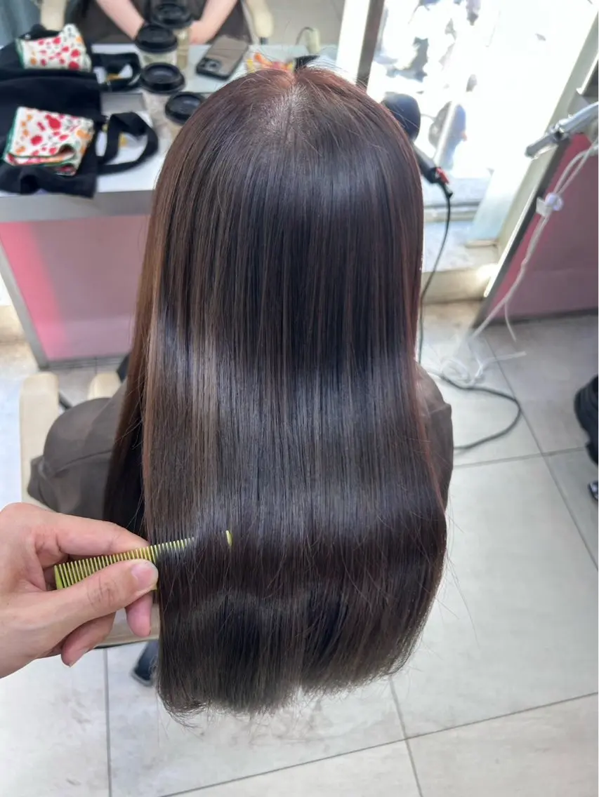セミロング 縮毛矯正 伊原 愛実のヘアスタイル