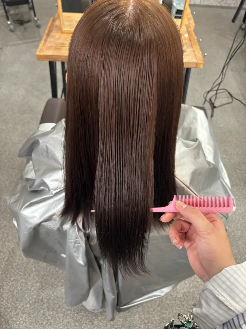 セミロング 望月 星音のヘアスタイル