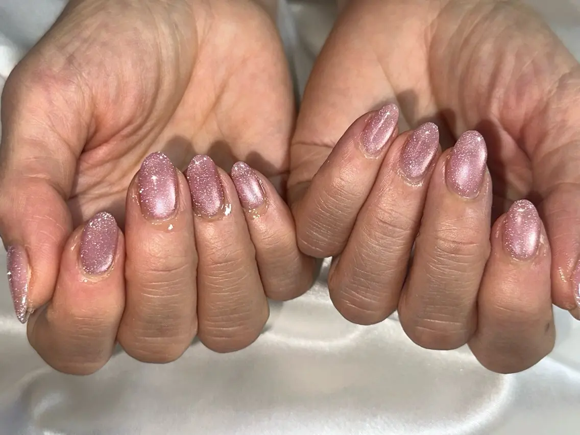 ネイル オーロラネイル フラッシュネイル フラッシュマグ フットネイル フレンチネイル ハンドネイル kiki nail たまプラーザのネイルデザイン