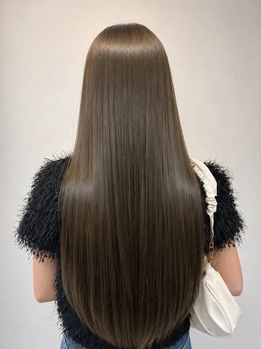 ロング 縮毛矯正 縮毛矯正 大賀 鈴のヘアスタイル