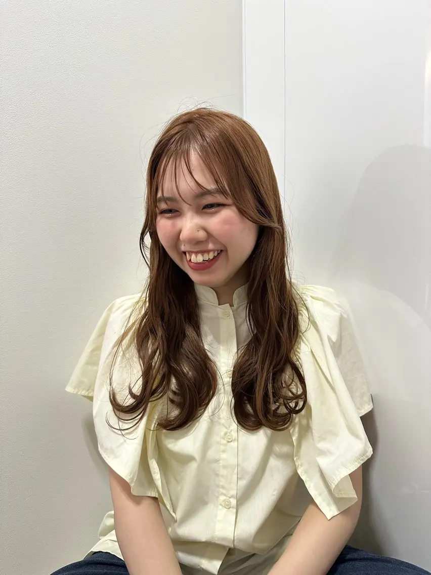 【透明感♪低ダメージカラー➕クイック艶トリートメント】の写真
