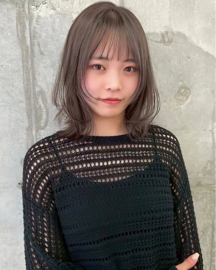 ミディアム カラー ヘアカラー 鷲見 成多郎のヘアスタイル
