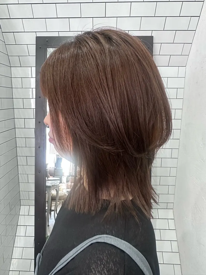 ミディアム カット 縮毛矯正 トリートメント 妙見 知洋のヘアスタイル