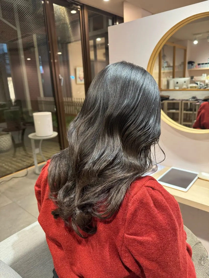 カラー ヘアカラー AYATO 'のヘアスタイル