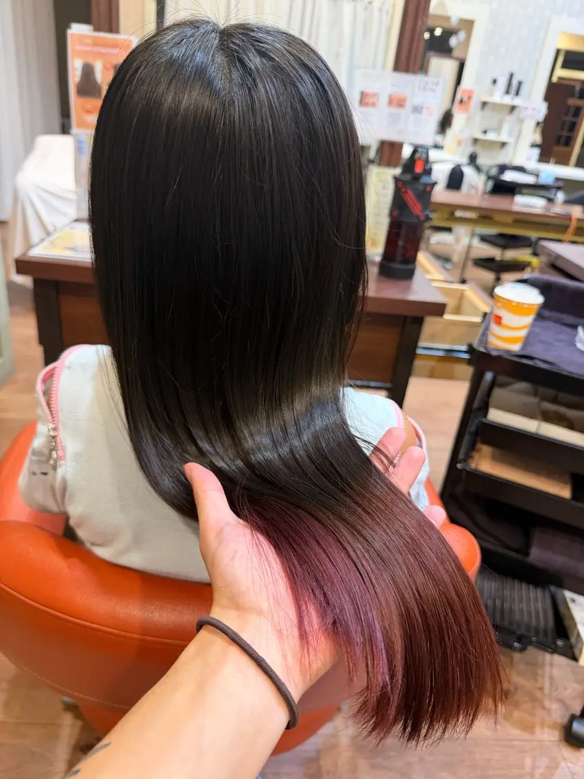 ロング カラー 池田 有太のヘアスタイル
