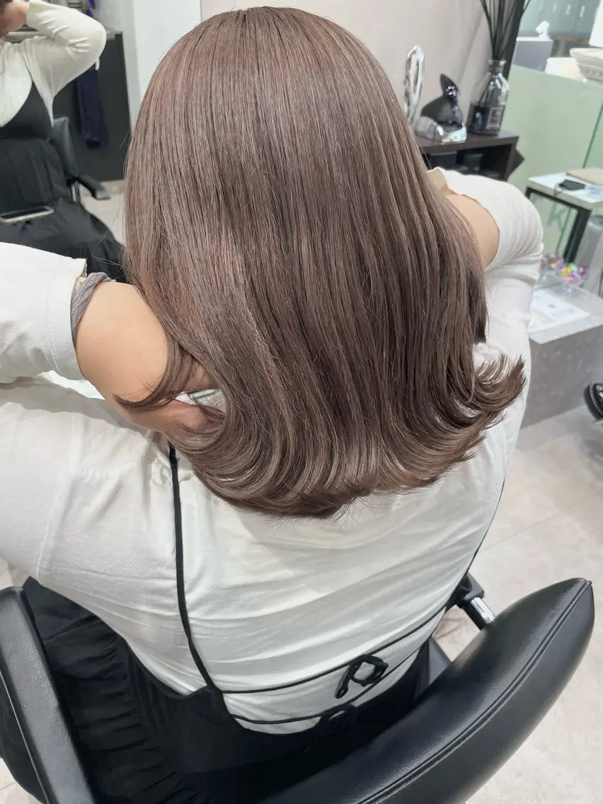 セミロング カラー ヘアカラー トリートメント 髪質改善will hairdesignのヘアスタイル