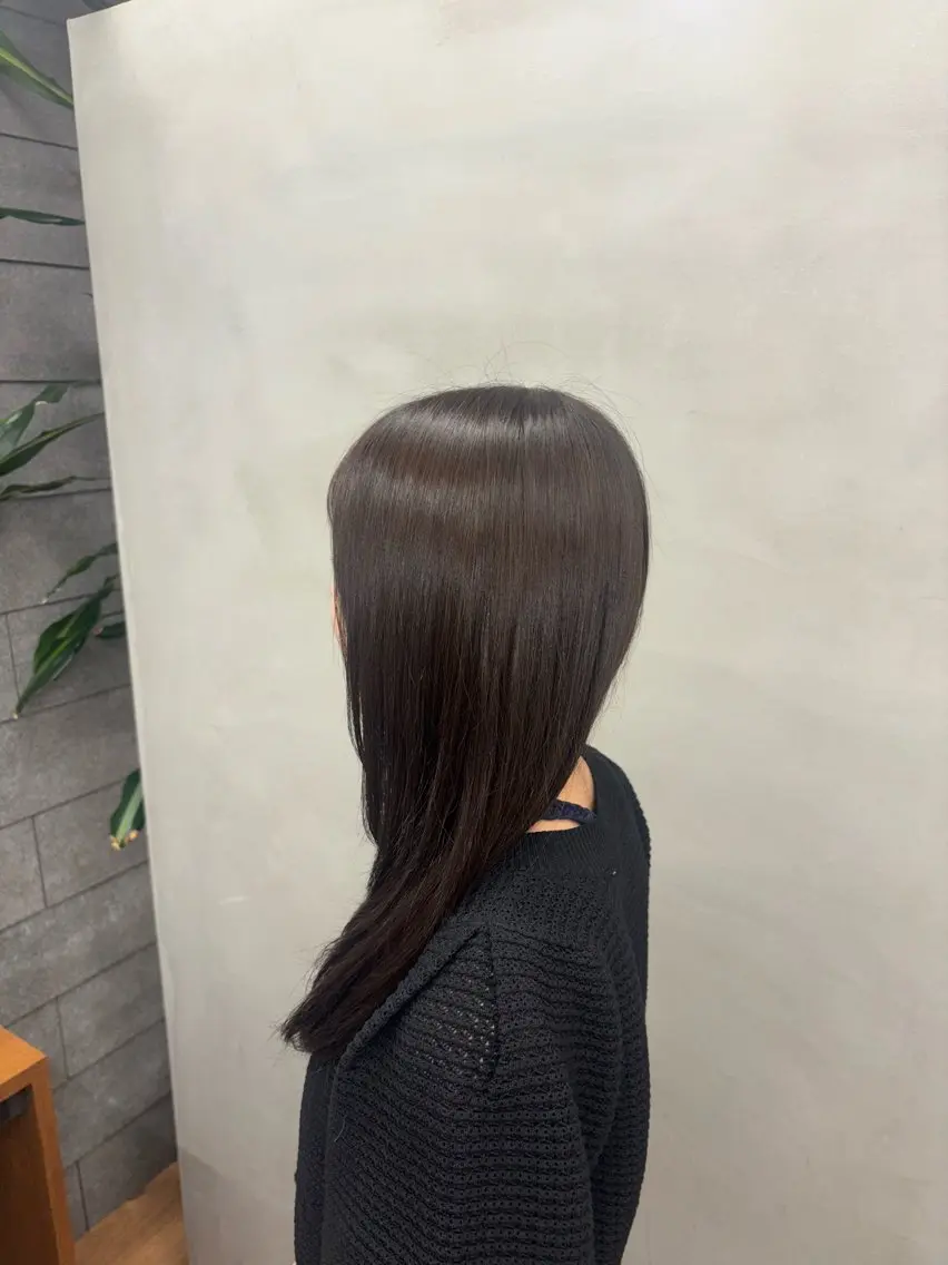 ロング ヘアカラー 多久和 亜依のヘアスタイル