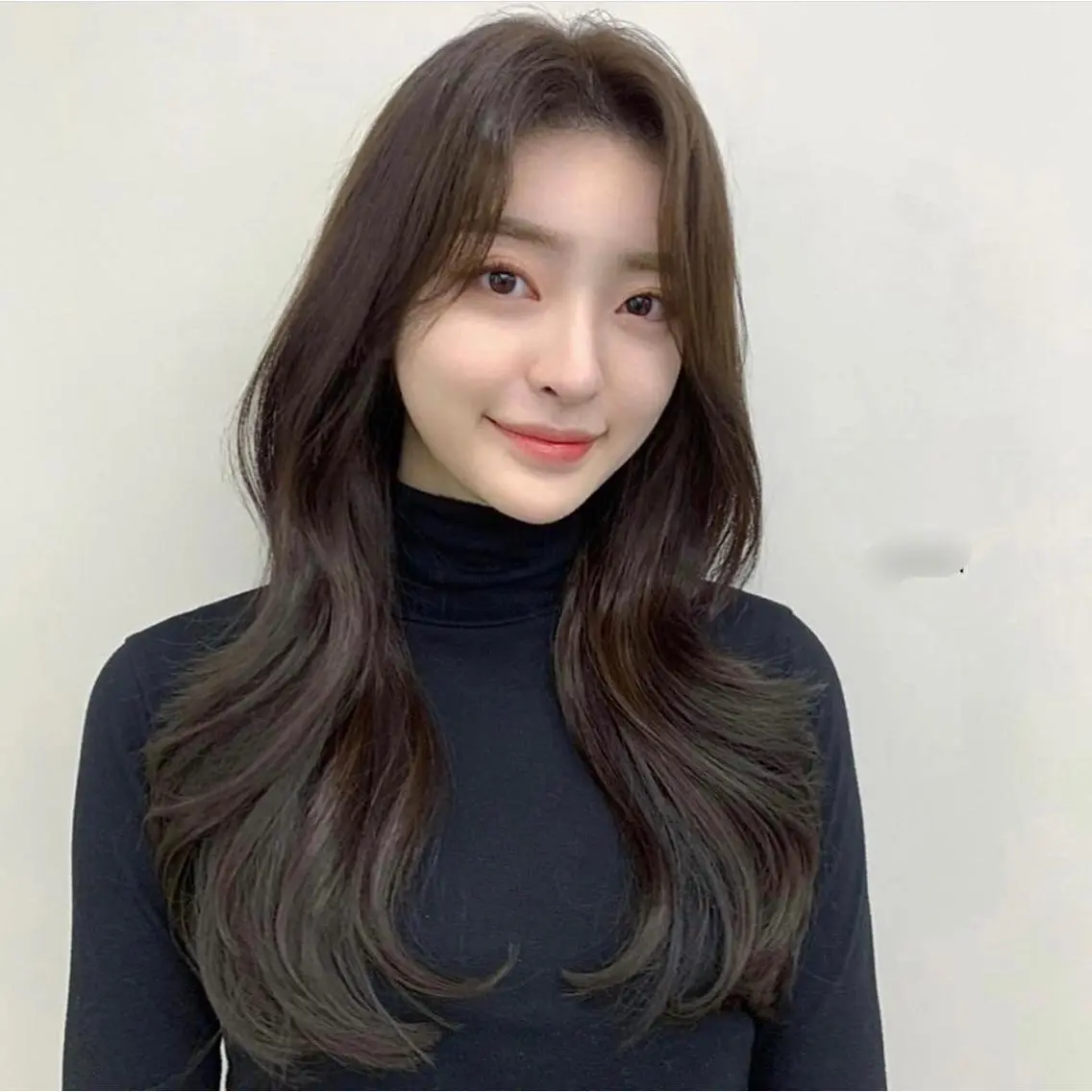 セミロング カラー カット ヘアカラー トリートメント 縮毛矯正×髪質改善 小笠原大樹のヘアスタイル