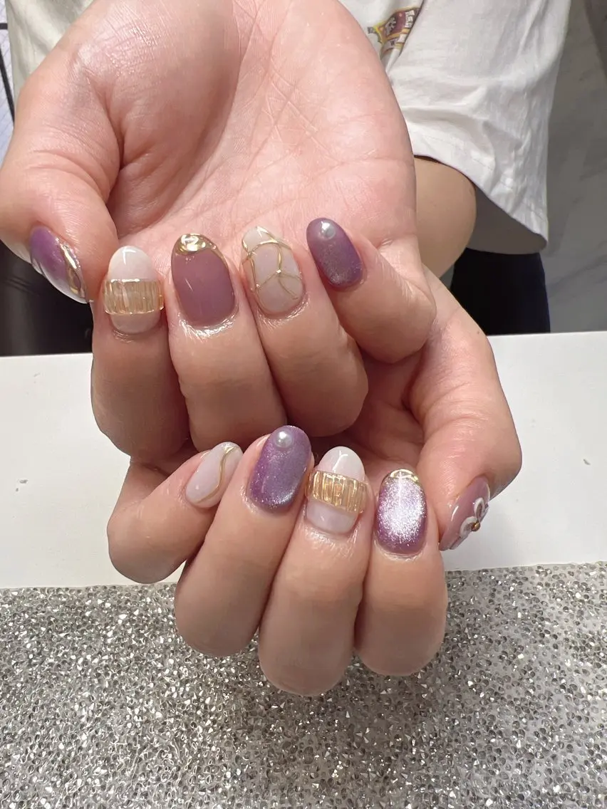 ネイル ガレンドウ 白澤 愛子のネイルデザイン
