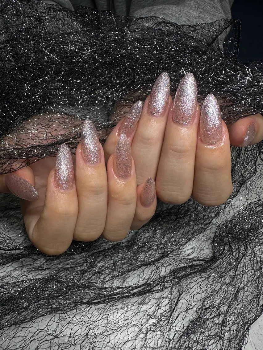 ロング Aura nail 🍐💫のネイルデザイン