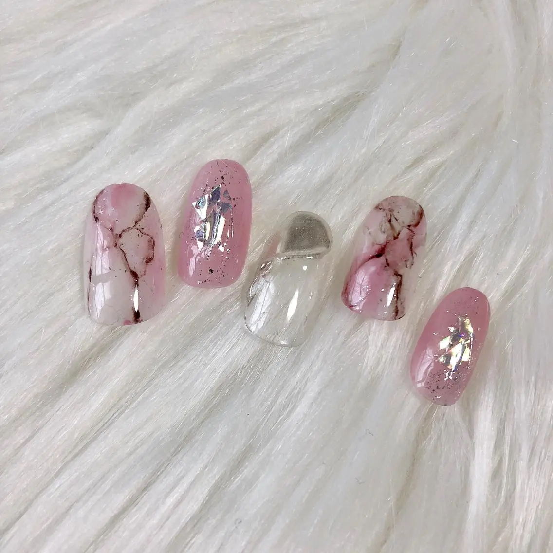 ネイル ハンドネイル 西岡 杏のネイルデザイン