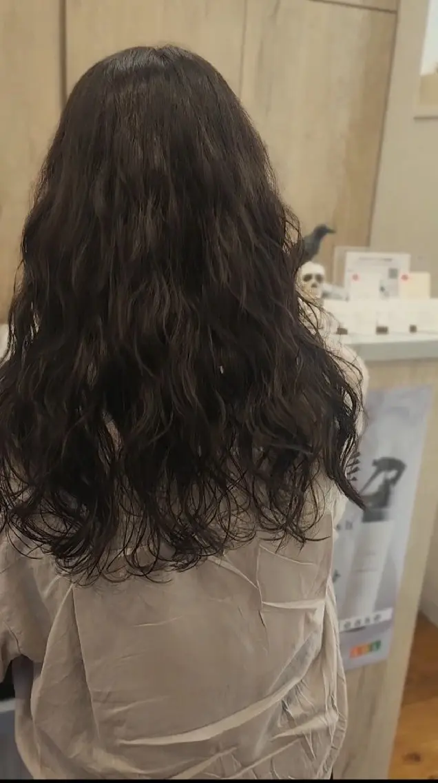 ロング パーマ 垢抜けパーマヘア🍯 ジルのヘアスタイル